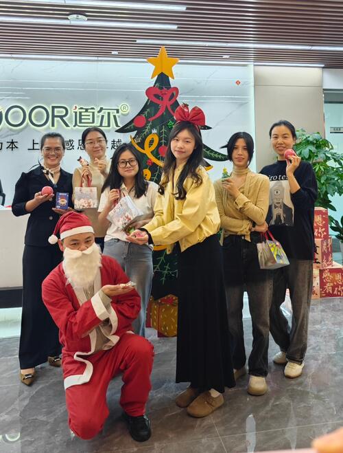 最新の企業ブログについて どこでも使えるクリスマスの魔法。