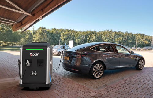 最新の企業ブログについて ドア・エネルギーは,外壁の建設現場にどのように信頼性の高い電力を供給していますか?