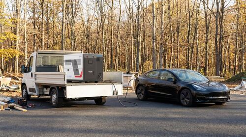 最新の企業ニュース 単なる救助車ではなく 移動型発電所です 多機能で 野外での新時代を 迎える